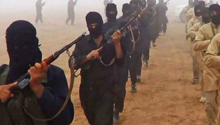ISI की साजिश का खुलासा, दिल्ली-गुजरात में बड़ी वारदात को अंजाम दे सकते हैं आतंकी: सूत्र ISI की साजिश का खुलासा, दिल्ली-गुजरात में बड़ी वारदात को अंजाम दे सकते हैं आतंकी: सूत्र