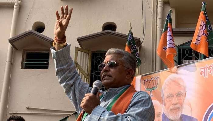 जो सरकारी संपत्ति को नुकसान पहुंचाए उसको गोली मार देनी चाहिए: दिलीप घोष जो सरकारी संपत्ति को नुकसान पहुंचाए उसको गोली मार देनी चाहिए: दिलीप घोष