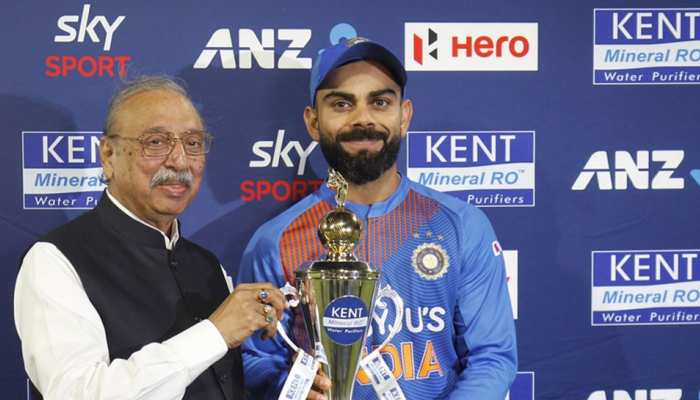 INDvsNZ: रोहित शर्मा की चोट से चिंतित विराट कोहली बोले, 'मैं नहीं चाहता कि...