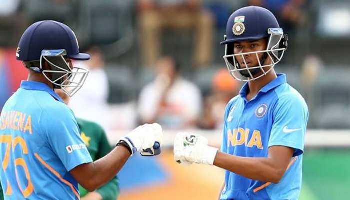 अंडर-19 विश्व कप: भारत ने फिर पाकिस्तान को रौंदा, सेमीफाइनल में 10 विकेट से हराया
