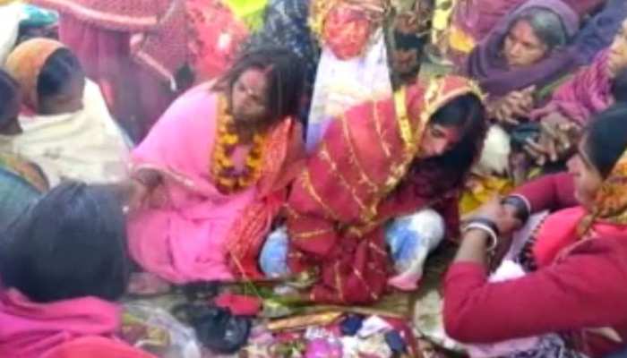 बाढ़ का दिलचस्प माघ मेला, जहां आस्था के नाम पर होता है अंधविश्वास का खेल बाढ़ का दिलचस्प माघ मेला, जहां आस्था के नाम पर होता है अंधविश्वास का खेल
