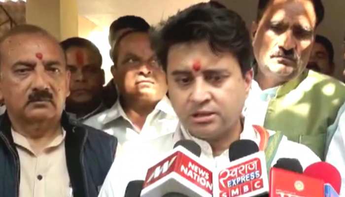 दिल्ली चुनाव में '0' से आगे नहीं बढ़ी कांग्रेस, अब ज्योतिरादित्य सिंधिया ने उठाए ये सवाल दिल्ली चुनाव में '0' से आगे नहीं बढ़ी कांग्रेस, अब ज्योतिरादित्य सिंधिया ने उठाए ये सवाल