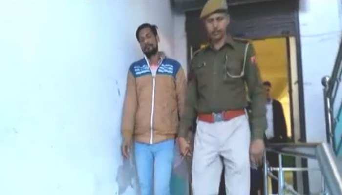 धौलपुर: नाबालिग से दुष्कर्म मामले में कोर्ट ने अभियुक्त को दी 10 साल की कठोर सजा धौलपुर: नाबालिग से दुष्कर्म मामले में कोर्ट ने अभियुक्त को दी 10 साल की कठोर सजा