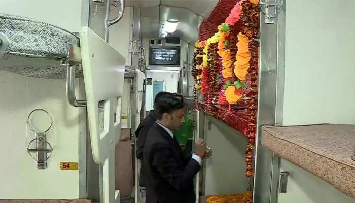 Irctc Clarification That Seat Allotted To Lord Shiva On Kashi Mahakal Express To Seek Blessings For Project क श मह क ल एक सप र स म भगव न श व क स ट पर स य सत Irctc न द सफ ई