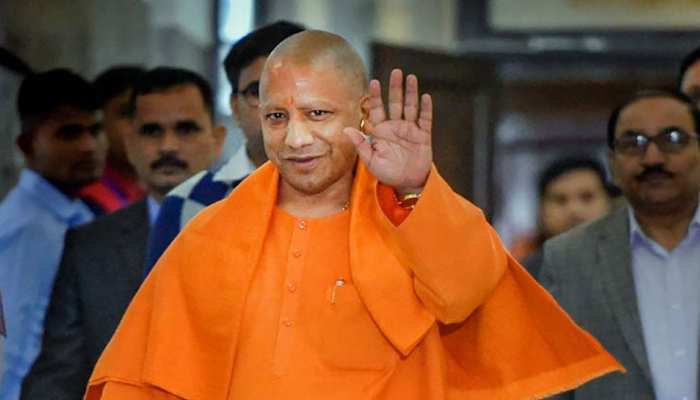 UP BUDGET: योगी सरकार ने अयोध्या और काशी पर दिखाई विशेष मेहरबानी, दिए 800 करोड़ रुपये UP BUDGET: योगी सरकार ने अयोध्या और काशी पर दिखाई विशेष मेहरबानी, दिए 800 करोड़ रुपये