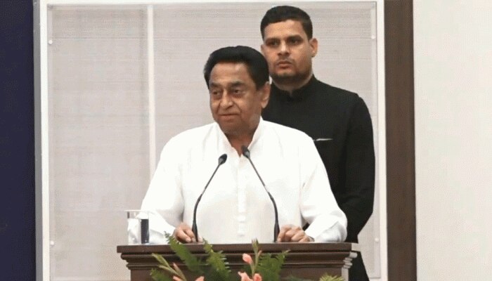 IPS सर्विस मीट में बोले CM कमलनाथ, 'हमारी पुलिस होगी देश में सबसे Hightech' IPS सर्विस मीट में बोले CM कमलनाथ, 'हमारी पुलिस होगी देश में सबसे Hightech'
