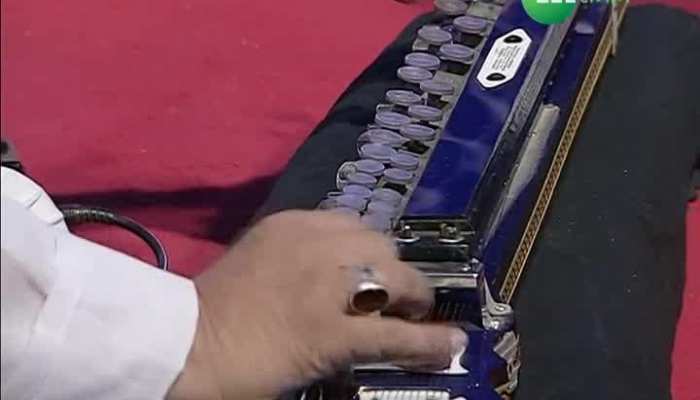 bhar do jholi meri ya muhammad laut kar main na jaunga khali rang tarang zee salaam special