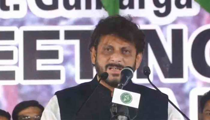 हम 15 करोड़ मुस्लिम 100 करोड़ के ऊपर भारी हैं: AIMIM नेता का भड़काऊ बयान हम 15 करोड़ मुस्लिम 100 करोड़ के ऊपर भारी हैं: AIMIM नेता का भड़काऊ बयान