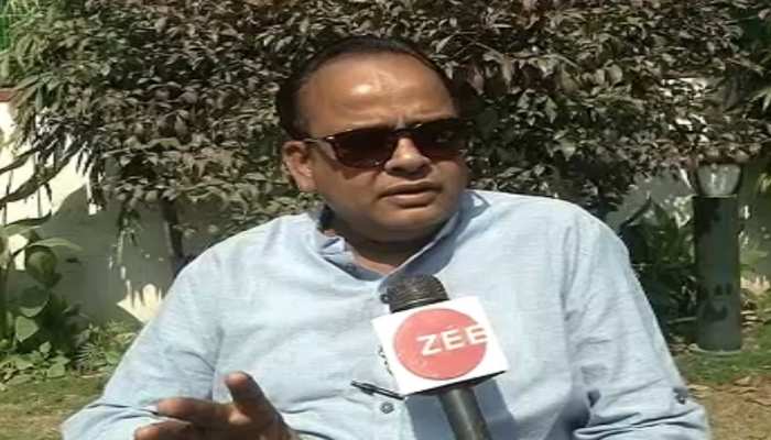 झारखंड: कांग्रेस आलाकमान से मिलेंगे इरफान अंसारी, कहा- प्रदीप यादव की अभी नहीं हुई है जॉइनिंग झारखंड: कांग्रेस आलाकमान से मिलेंगे इरफान अंसारी, कहा- प्रदीप यादव की अभी नहीं हुई है जॉइनिंग