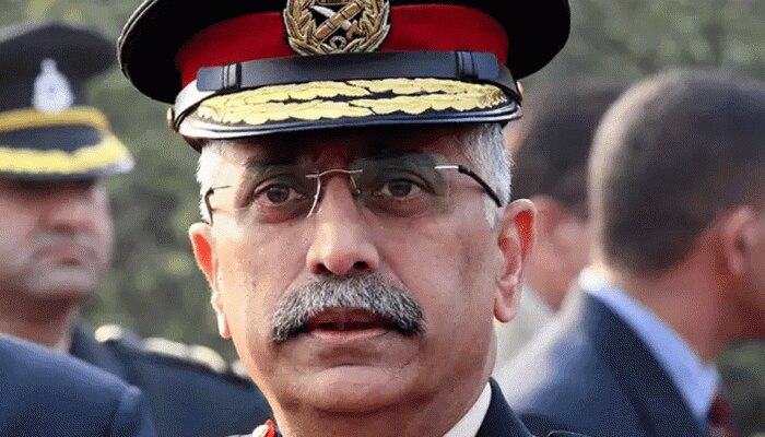 कश्मीर में आतंकवाद कैसे हुआ कम? आर्मी चीफ जनरल एमएम नरवणे ने बताई बड़ी वजह कश्मीर में आतंकवाद कैसे हुआ कम? आर्मी चीफ जनरल एमएम नरवणे ने बताई बड़ी वजह