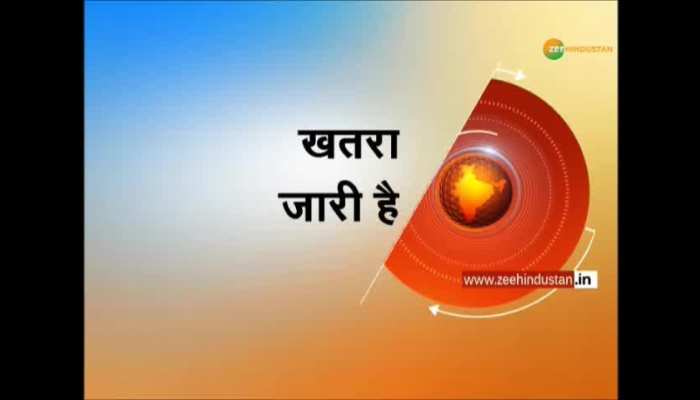 6 Storey leaning building evacuated in Delhi