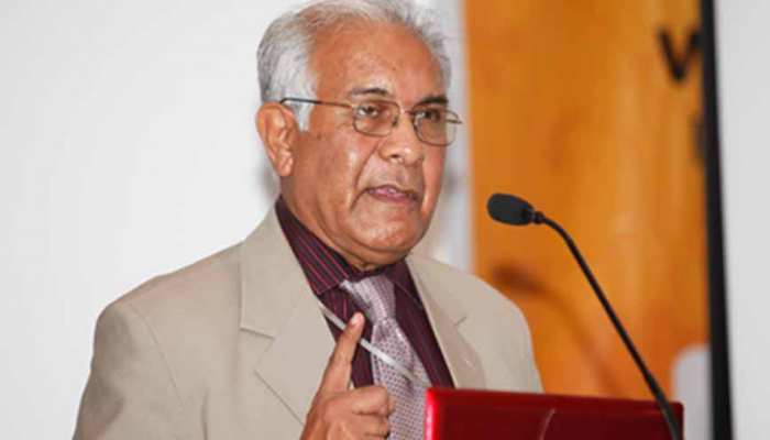 शाहीन बाग़ मुज़ाहिरा: पुलिस ने बेवजह बंद किए हैं रास्ते: वजाहत हबीबुल्लाह शाहीन बाग़ मुज़ाहिरा: पुलिस ने बेवजह बंद किए हैं रास्ते: वजाहत हबीबुल्लाह