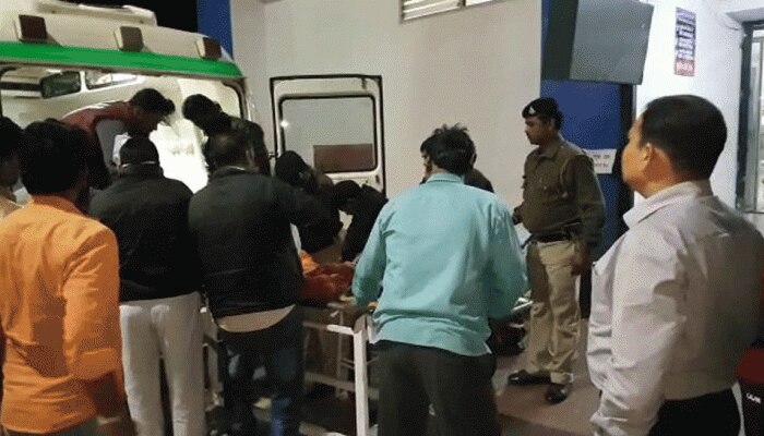 बैतूल: गैंगरेप के बाद छेड़छाड़ से तंग आकर नाबालिग ने किया खुद को आग के हवाले, इलाज के दौरान मौत बैतूल: गैंगरेप के बाद छेड़छाड़ से तंग आकर नाबालिग ने किया खुद को आग के हवाले, इलाज के दौरान मौत