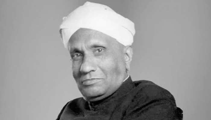 आज भी विज्ञान पर है जिनका 'प्रभाव', जानिए कौन थे डॉ. सीवी रमन आज भी विज्ञान पर है जिनका 'प्रभाव', जानिए कौन थे डॉ. सीवी रमन