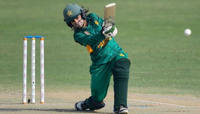 Women's T20 World Cup: पाक टीम को अंग्रेजों ने दिया मुहतोड़ जवाब, दी बड़ी शिकस्त Women's T20 World Cup: पाक टीम को अंग्रेजों ने दिया मुहतोड़ जवाब, दी बड़ी शिकस्त