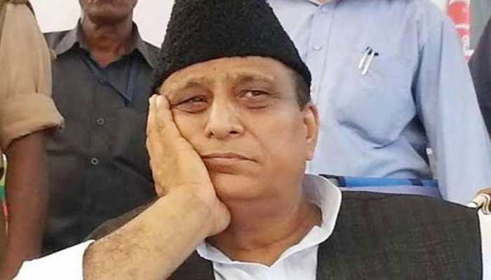 सीतापुर जेल में सांसद आजम खान को तंग कर रहे हैं मच्छर, परिवार वालों ने की ये मांग सीतापुर जेल में सांसद आजम खान को तंग कर रहे हैं मच्छर, परिवार वालों ने की ये मांग