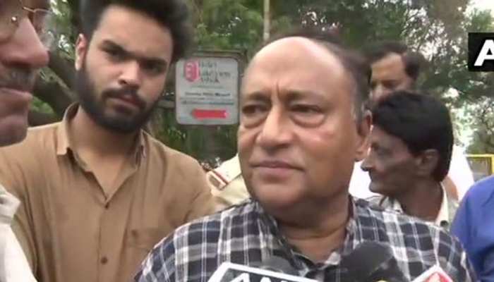सियासी घटनाक्रम पर दिग्विजय सिंह के भाई का बयान- हम विपक्ष में बैठने को तैयार लेकिन... सियासी घटनाक्रम पर दिग्विजय सिंह के भाई का बयान- हम विपक्ष में बैठने को तैयार लेकिन...