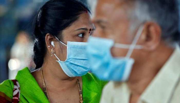 Coronavirus को लेकर वाराणसी प्रशासन सख्त, नकली मास्क बनाने वालों पर लगेगा रासुका Coronavirus को लेकर वाराणसी प्रशासन सख्त, नकली मास्क बनाने वालों पर लगेगा रासुका