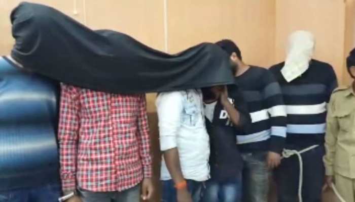 बिहार: सुपौल पुलिस को मिली बड़ी कामयाबी, महिला सहित 7 शराब तस्कर गिरफ्तार बिहार: सुपौल पुलिस को मिली बड़ी कामयाबी, महिला सहित 7 शराब तस्कर गिरफ्तार