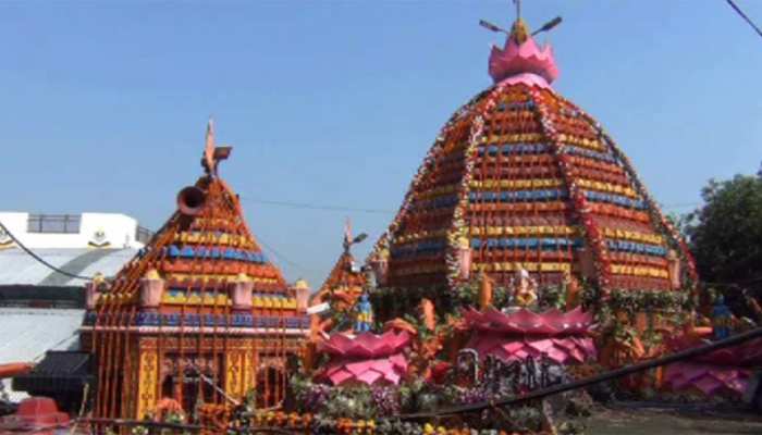 झारखंड: पहली बार नवरात्र में लोगों के लिए बंद है यह मंदिर, सिर्फ पुजारी जा सकते हैं अंदर झारखंड: पहली बार नवरात्र में लोगों के लिए बंद है यह मंदिर, सिर्फ पुजारी जा सकते हैं अंदर
