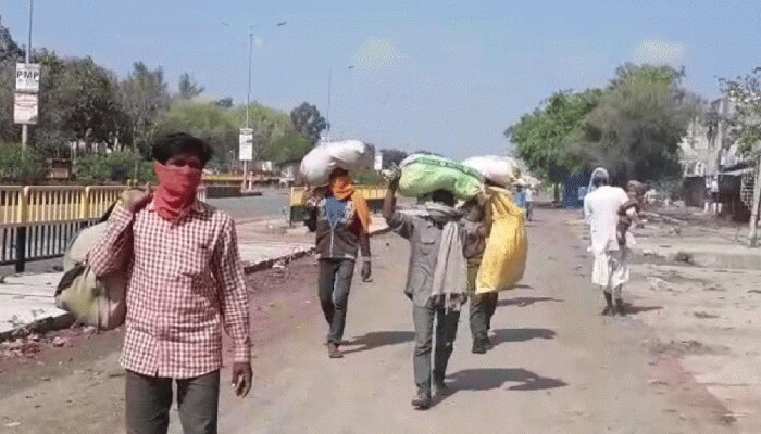 बारां: लॉकडाउन में गरीबों की मजबूरी, 500 किलोमीटर पैदल ही निकले मंजिल की ओर बारां: लॉकडाउन में गरीबों की मजबूरी, 500 किलोमीटर पैदल ही निकले मंजिल की ओर