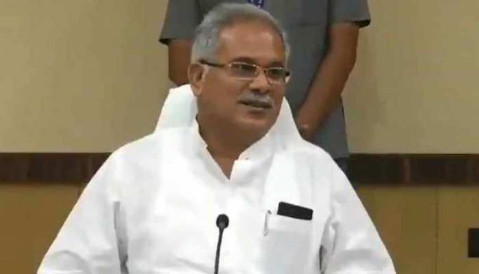 LOCKDOWN: जनता की मदद के लिए आगे आए CM बघेल, आश्रय स्थल का किया दौरा LOCKDOWN: जनता की मदद के लिए आगे आए CM बघेल, आश्रय स्थल का किया दौरा
