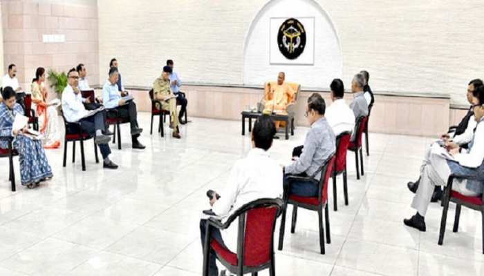 जानिए क्या है CM योगी की Team-11, कोरोना के खिलाफ जंग में क्या है इसकी भूमिका जानिए क्या है CM योगी की Team-11, कोरोना के खिलाफ जंग में क्या है इसकी भूमिका