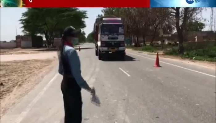 Social workers proving foods to truck drivers