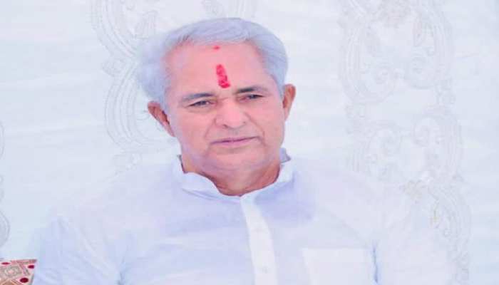 लॉकडाउन के दौरान नहीं होगी जरूरी उत्पादों की किल्लत : उद्योग मंत्री परसादीलाल मीणा लॉकडाउन के दौरान नहीं होगी जरूरी उत्पादों की किल्लत : उद्योग मंत्री परसादीलाल मीणा