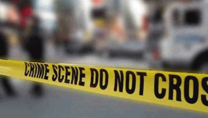 पत्नी की निर्मम हत्या कर पुलिसकर्मी ने खुद किया 100 नंबर पर फोन और फिर... पत्नी की निर्मम हत्या कर पुलिसकर्मी ने खुद किया 100 नंबर पर फोन और फिर...