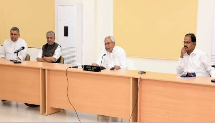 Cabinet approved 10 agendas in meeting in Bihar | बिहार कैबिनेट का बड़ा फैसला, 33 हजार शिक्षकों की होगी बहाली, 10 एजेंडों पर लगी मुहर | Hindi News, बिहार एवं झारखंड