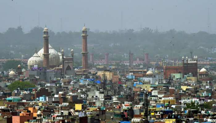 दिल्ली: जामा मस्जिद इलाके में एक ही परिवार के 12 लोग कोरोना पॉजिटिव दिल्ली: जामा मस्जिद इलाके में एक ही परिवार के 12 लोग कोरोना पॉजिटिव
