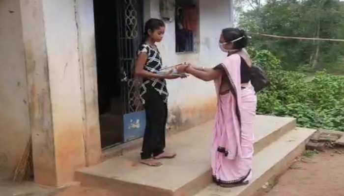 କୋରୋନା ଲଢ଼େଇର ଏମିତି ଜଣେ ଯୋଦ୍ଧା... କୋରୋନା ଲଢ଼େଇର ଏମିତି ଜଣେ ଯୋଦ୍ଧା...