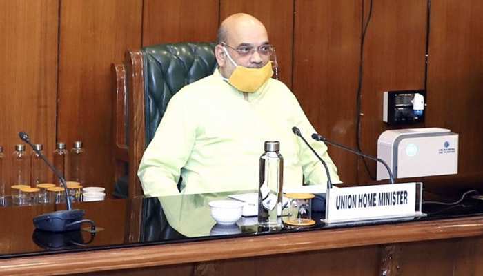 गृह मंत्री अमित शाह के स्वास्थ्य के बारे में अफवाह फैलाने को लेकर 4 व्यक्ति हिरासत में लिए गए गृह मंत्री अमित शाह के स्वास्थ्य के बारे में अफवाह फैलाने को लेकर 4 व्यक्ति हिरासत में लिए गए