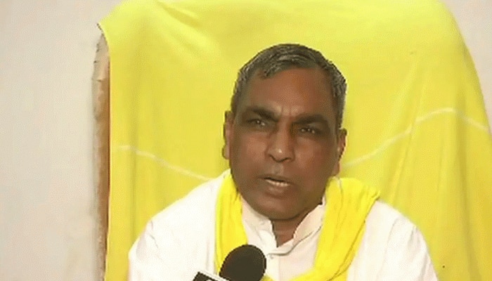 UP के पूर्व कैबिनेट मंत्री ओम प्रकाश राजभर को मिली जान से मारने की धमकी, कासिमाबाद में दर्ज कराई FIR UP के पूर्व कैबिनेट मंत्री ओम प्रकाश राजभर को मिली जान से मारने की धमकी, कासिमाबाद में दर्ज कराई FIR
