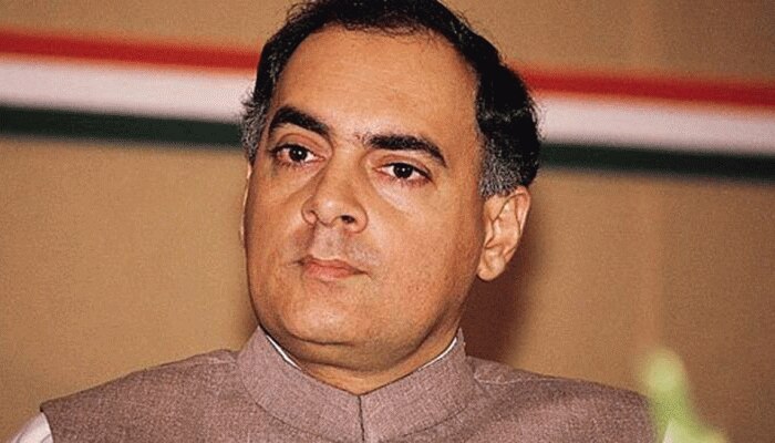 पूर्व PM राजीव गांधी की पुण्यतिथि, कांग्रेस नेत्री ने किया पुलिसकर्मियों का सम्मान पूर्व PM राजीव गांधी की पुण्यतिथि, कांग्रेस नेत्री ने किया पुलिसकर्मियों का सम्मान