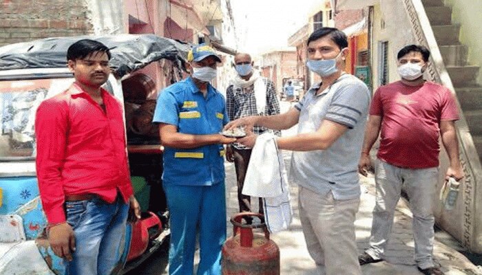 इन कोरोना वॉरियर्स पर नहीं गया किसी का ध्यान, जान दांव पर लगाकर कर रहे काम इन कोरोना वॉरियर्स पर नहीं गया किसी का ध्यान, जान दांव पर लगाकर कर रहे काम