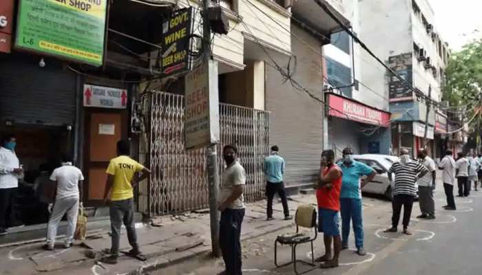 आबकारी विभाग ने दिए आदेश, अब यहां भी खुलेंगी शराब की दुकानें आबकारी विभाग ने दिए आदेश, अब यहां भी खुलेंगी शराब की दुकानें