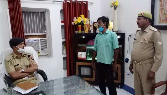 अवैध संबंध के शक में शराबी पति ने सिलबट्टे से पीट-पीटकर की पत्नी की हत्या अवैध संबंध के शक में शराबी पति ने सिलबट्टे से पीट-पीटकर की पत्नी की हत्या