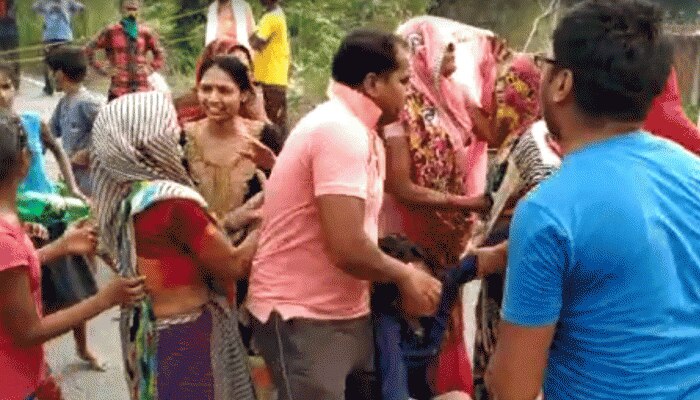 जौनपुर में जमीन विवाद में एक शख्स की गोली मारकर हत्या, आरोपी समेत तीन पुलिस गिरफ्त में जौनपुर में जमीन विवाद में एक शख्स की गोली मारकर हत्या, आरोपी समेत तीन पुलिस गिरफ्त में