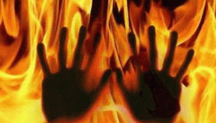 सीकर: GF का SSC में सेलेक्शन होने के बाद से नाराज था BF, पेट्रोल से जलाकर ले ली जान सीकर: GF का SSC में सेलेक्शन होने के बाद से नाराज था BF, पेट्रोल से जलाकर ले ली जान