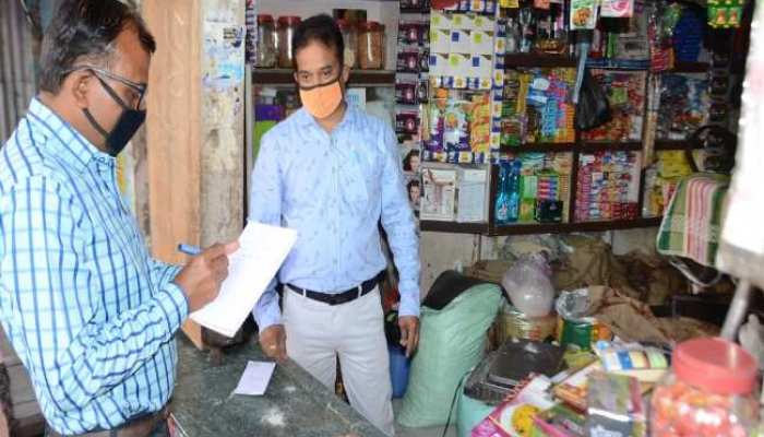आगरा में महीनों बाद खुले बाजार, यहां हैं कोरोना के सबसे ज्यादा मरीज आगरा में महीनों बाद खुले बाजार, यहां हैं कोरोना के सबसे ज्यादा मरीज