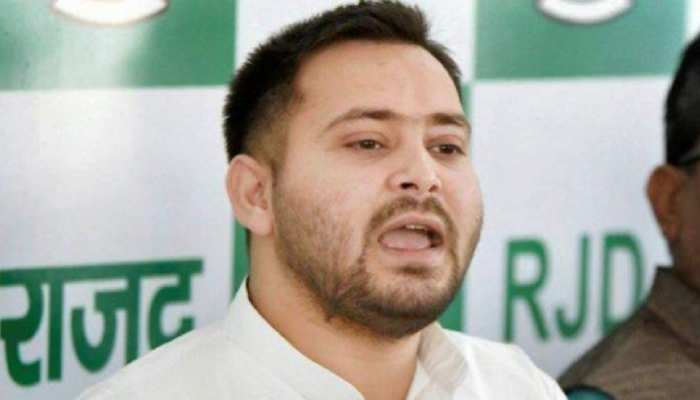 श्रमिकों से माफी मांगें CM, प्रदेश में बहाई जा रही भ्रष्टाचार की गंगा: तेजस्वी यादव श्रमिकों से माफी मांगें CM, प्रदेश में बहाई जा रही भ्रष्टाचार की गंगा: तेजस्वी यादव