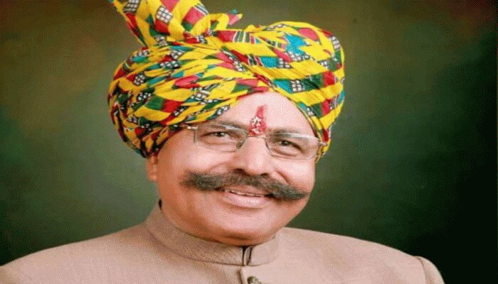 UP: आगरा और अलीगढ़ के नाम पर गारमेंट हब की मुहर, MSME राज्य मंत्री ने दी जानकारी UP: आगरा और अलीगढ़ के नाम पर गारमेंट हब की मुहर, MSME राज्य मंत्री ने दी जानकारी