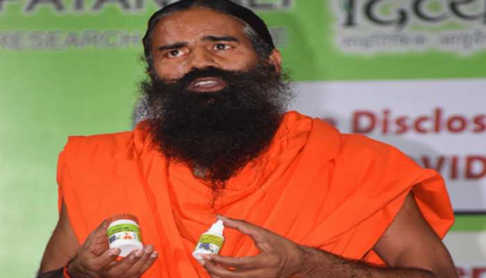 'कोरोनिल' को कोरोना की दवा बताने पर त्रिवेंद्र सरकार का दिव्य फार्मेसी को नोटिस, पूछे कई सवाल 'कोरोनिल' को कोरोना की दवा बताने पर त्रिवेंद्र सरकार का दिव्य फार्मेसी को नोटिस, पूछे कई सवाल