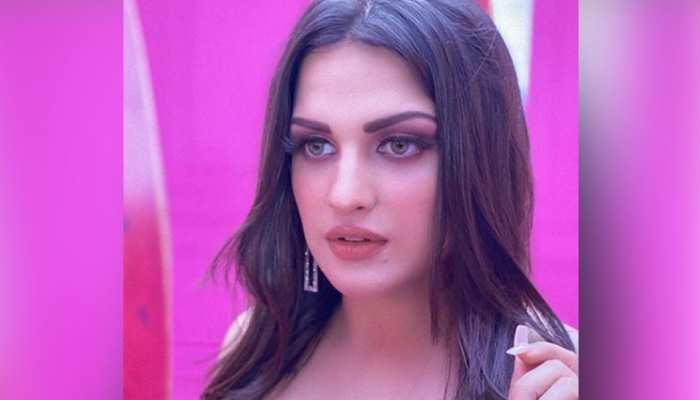 एक्ट्रेस ने किया कार पर हमले का दावा, सोशल मीडिया पर पोस्ट लिखकर निकाली भड़ास एक्ट्रेस ने किया कार पर हमले का दावा, सोशल मीडिया पर पोस्ट लिखकर निकाली भड़ास