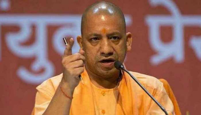 CM योगी की दो टूक- गैंगस्टर विकास दुबे के बिना मुख्यालय न लौटें पुलिस अधिकारी CM योगी की दो टूक- गैंगस्टर विकास दुबे के बिना मुख्यालय न लौटें पुलिस अधिकारी