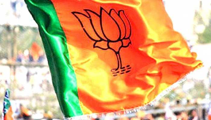 राजस्थान प्रकरण को देखते हुए बोली BJP- आने वाले समय में झारखंड में भी खिलेगा लोटस राजस्थान प्रकरण को देखते हुए बोली BJP- आने वाले समय में झारखंड में भी खिलेगा लोटस