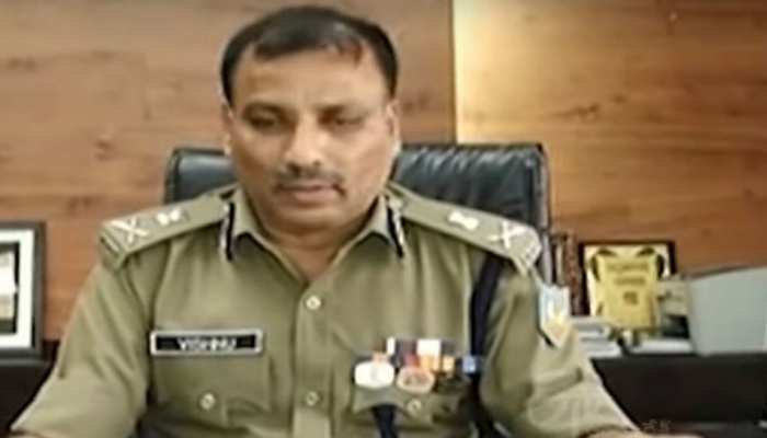 झारखंड: बरहेट थाना प्रभारी पर चलेगा क्रिमिनल केस, DGP बोले-कठोर कार्रवाई होगी झारखंड: बरहेट थाना प्रभारी पर चलेगा क्रिमिनल केस, DGP बोले-कठोर कार्रवाई होगी