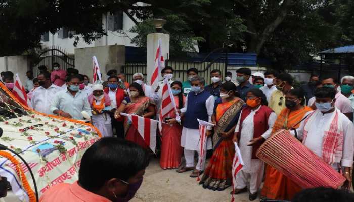 अयोध्या में मंदिर निर्माण को बाबूलाल बोले-प्रभु राम का आदिवासियों से युगों का संबंध अयोध्या में मंदिर निर्माण को बाबूलाल बोले-प्रभु राम का आदिवासियों से युगों का संबंध
